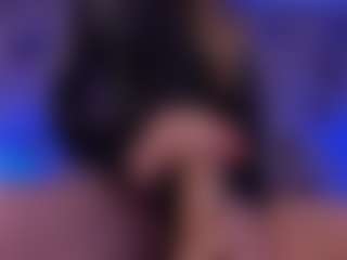 HarleyQuinnn1 MILF webcam performer live streaming