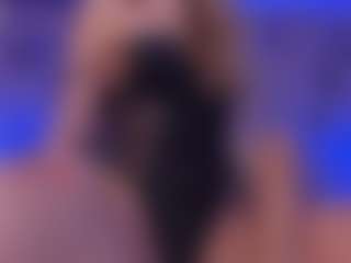 HarleyQuinnn1 MILF webcam performer live streaming