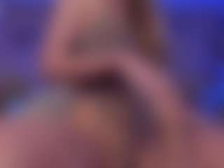 Live cam show with HarleyQuinnn1 - Butt Plug on TeamSkeetLive