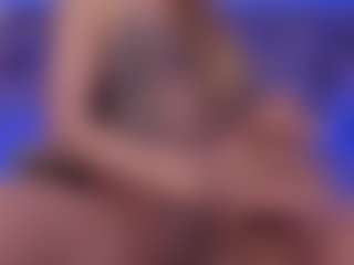 Live cam show with HarleyQuinnn1 - Butt Plug on Camming Site