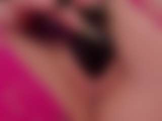 Live cam show with HarleyQuinnn1 - Brown Hair MILF on Camsoda