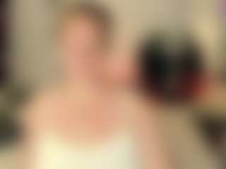 Live cam show with JenniferLight - Sph on liverealitysex.com