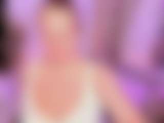 Live cam show with JenniferLight - Middle Aged on Camming Site