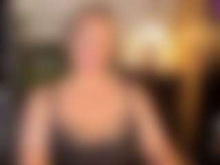 Live cam show with JenniferLight - Body Massage on Streamer API