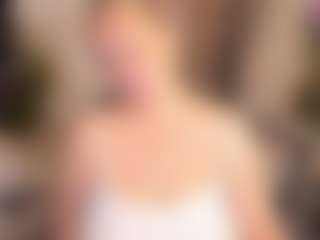 Live cam show with JenniferLight - Sph on Camsoda