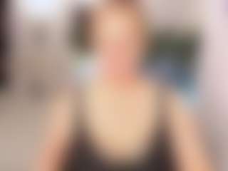 JenniferLight MILF webcam performer live streaming