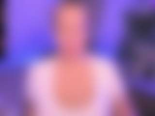 Live cam show with JenniferLight - Lovense Middle Aged on TeamSkeetLive