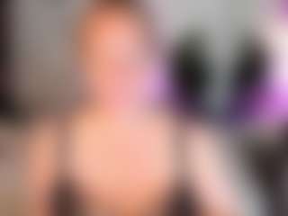 Live cam show with JenniferLight - Blonde Hair Middle Aged on Cam Slut