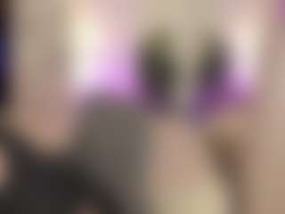 Live cam show with JenniferLight - Chubby on live.xheat.ai