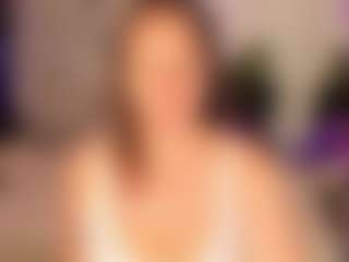 Live cam show with JenniferLight - Chubby on Camsoda