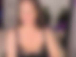 Live cam show with JenniferLight - Lush Mature on Camsoda