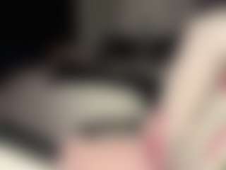 Live cam show with Lohse Divine - Lush Toys on luckytryst.com