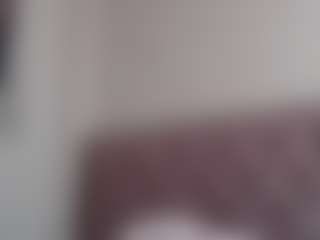 Live cam show with Anna - Body Massage on Cam Slut