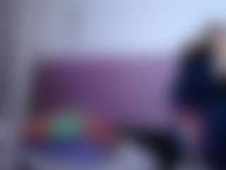 Live cam show with Anna - Facial on Gym Cam Girls