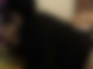 Live cam show with Anna - Facial on CamwithHer