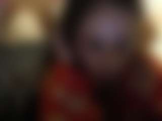 Live cam show with Anna - Facial on Camming Site