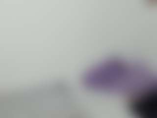 charlotte-250's Live Sex Cam Show