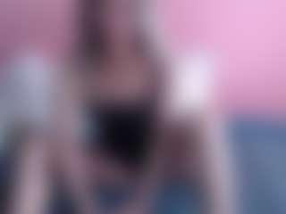 Live cam show with roochelle - Flashing on xplaylive.com