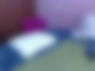 Live cam show with roochelle - Small Ass on CSO-WL