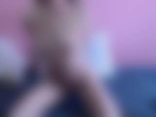Live cam show with roochelle - Fingers on Adult Interactions