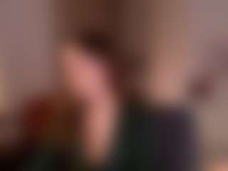 Live cam show with AgnesGoddess - Slim on friskycurves.com