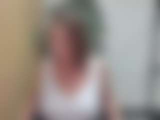 Live cam show with LindaPassionate - Granny BBW on Hubzter Live