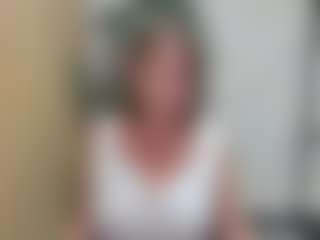 Live cam show with LindaPassionate - Mature on sexylive.show