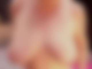 Live cam show with LindaPassionate - Striptease Granny on SinfulBabes