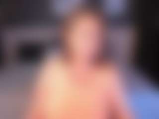 Live cam show with LindaPassionate - Striptease Granny on CamSodaAdn