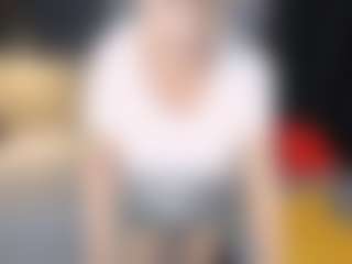 Live cam show with LindaPassionate - Striptease Granny on Cam Slut