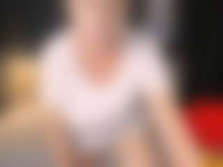 Live cam show with LindaPassionate - Body Massage on CamSodaAdn