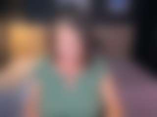 Live cam show with LindaPassionate - Body Massage on LiveSexCams6