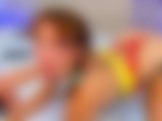 Live cam show with MayeUtica - Mature on CamClone
