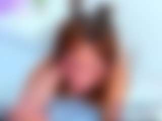MayeUtica MILF webcam performer live streaming