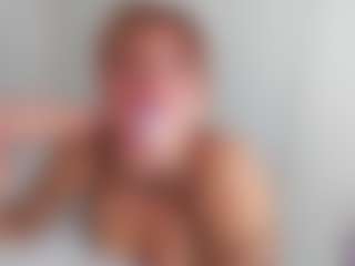 MayeUtica's Live Sex Cam Show