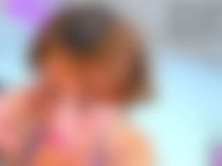 Live cam show with MayeUtica - Sexwebcam Mature on xplaylive.com