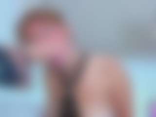 MayeUtica's Live Sex Cam Show
