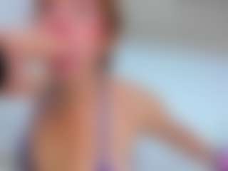Live cam show with MayeUtica - Mistress on TeamSkeetLive