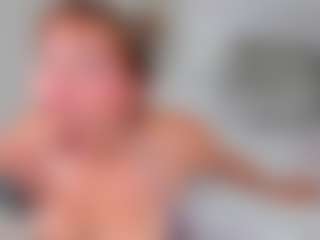 Live cam show with MayeUtica - Interactivetoy Teen (18+) on Camming Site