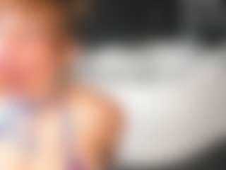 Live cam show with MayeUtica - HD MILF on Uber Horny
