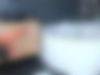Live cam show with MayeUtica - Old on intimatelivegirls.com