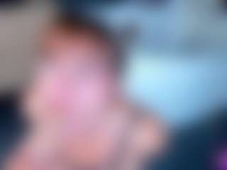 Live cam show with MayeUtica - Interactivetoy Granny on Dolls Live