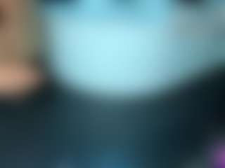 Live cam show with MayeUtica - Granny Latina on StripNow | colombia