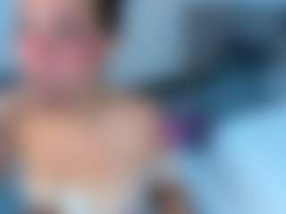 Live cam show with MayeUtica - Asian Granny on Fling VIP Chat