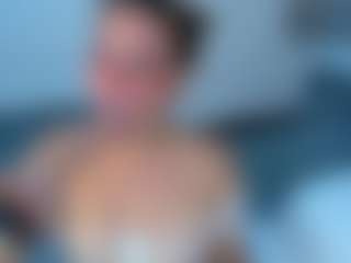 Live cam show with MayeUtica - Tease Mature on Camsoda