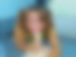 Live cam show with MayeUtica - Dirty Talk on eurowanks.com
