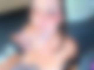 Live cam show with MayeUtica - Spinner on Camsoda