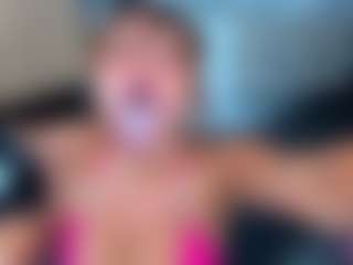 MayeUtica's Live Sex Cam Show