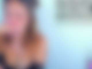 MayeUtica's Live Sex Cam Show