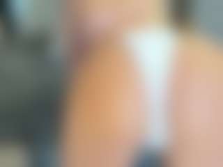 Flexxxybella's Live Sex Cam Show